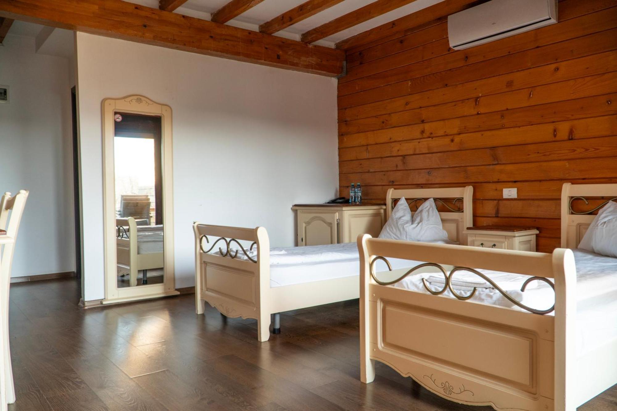 Lifeharbour Limanu Hotel Екстериор снимка