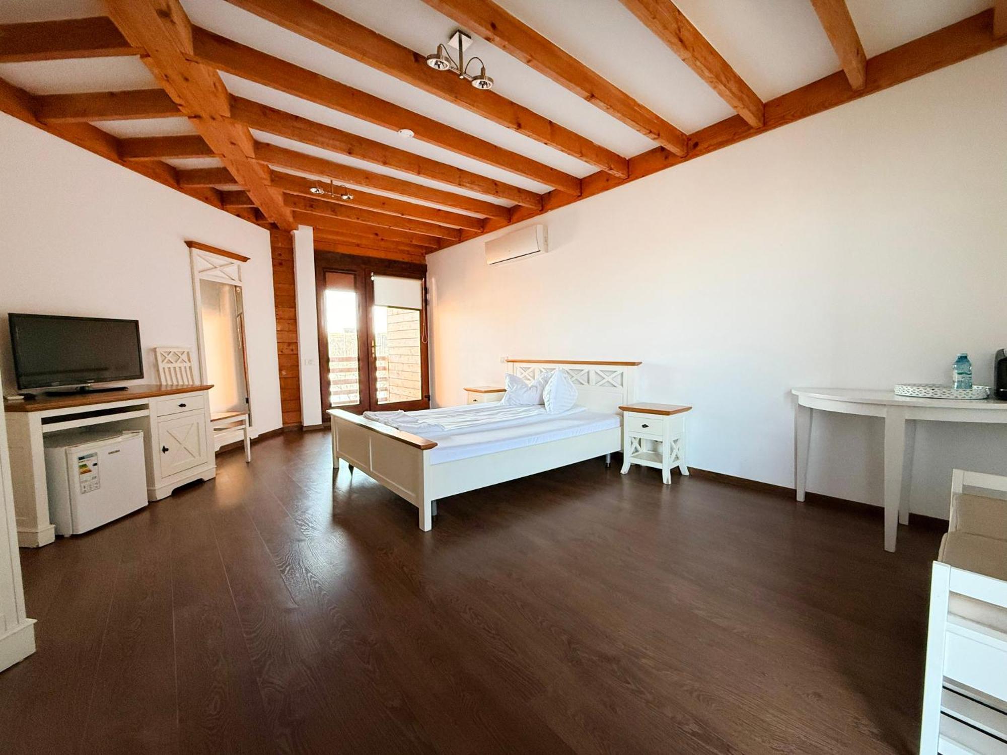 Lifeharbour Limanu Hotel Екстериор снимка