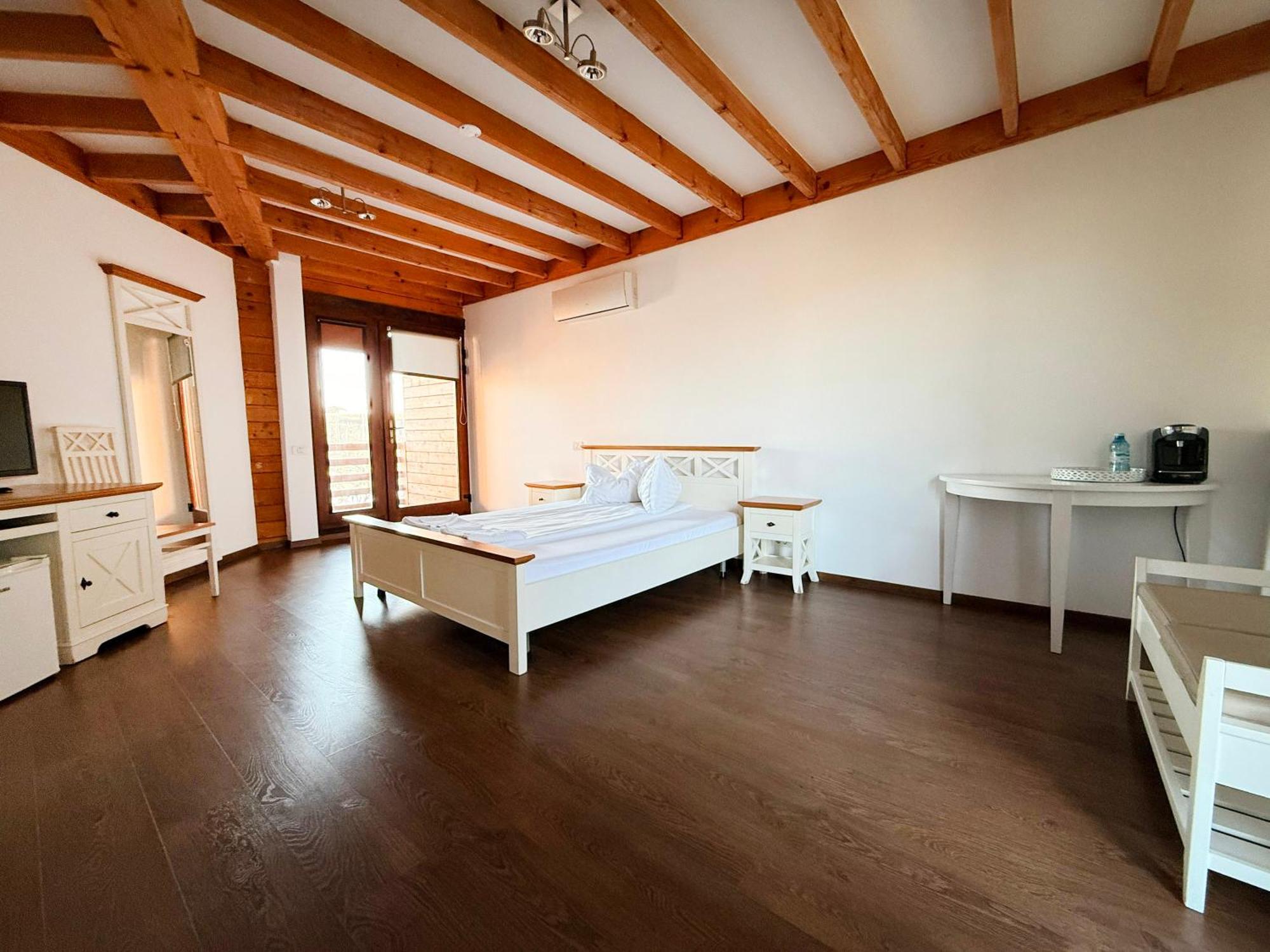 Lifeharbour Limanu Hotel Екстериор снимка
